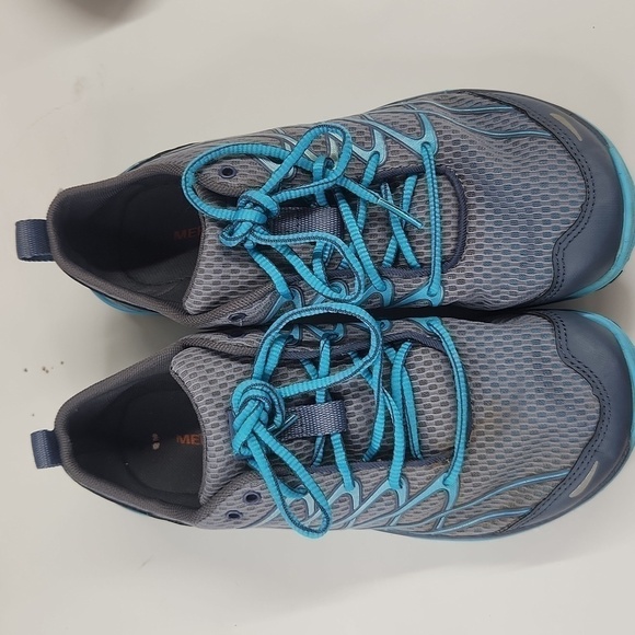 Merrell women's Size 7.5 sleet scuba blue EUC performance shoe - Picture 1 of 6